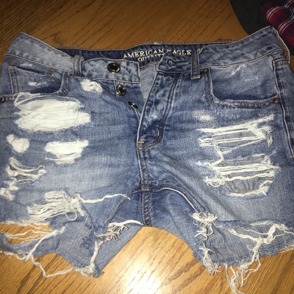 American eagle tomgirl shorts